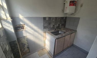 Monoambiente en alquiler en Villa Luzuriaga