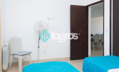 Departamento amoblado en venta de 2 dormitorios en Macrocentro