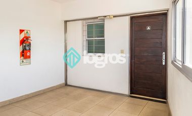 Departamento amoblado en venta de 2 dormitorios en Macrocentro