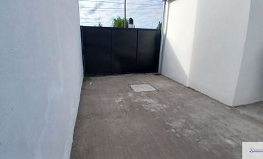 Casa en venta c/ cochera en 9 de Julio