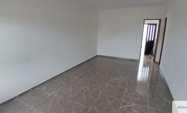 Casa en venta c/ cochera en 9 de Julio
