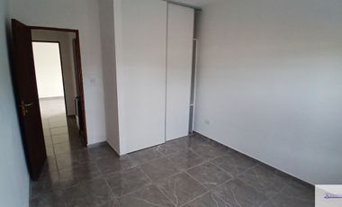 Casa en venta c/ cochera en 9 de Julio