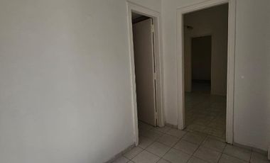 Departamento Tipo Casa en alquiler en Lanus Oeste