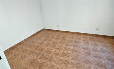 Departamento Tipo Casa en alquiler en Lanus Oeste