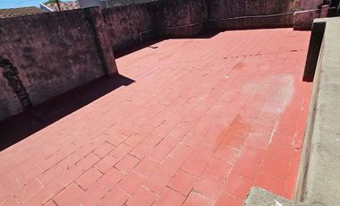 Departamento Tipo Casa en alquiler en Lanus Oeste