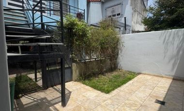 VENTA EN BLOCK. 1 CASA Y 9 DEPARTAMENTOS.