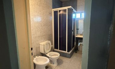 VENTA EN BLOCK. 1 CASA Y 9 DEPARTAMENTOS.