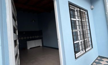 VENTA EN BLOCK. 1 CASA Y 9 DEPARTAMENTOS.