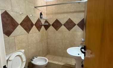 VENTA EN BLOCK. 1 CASA Y 9 DEPARTAMENTOS.