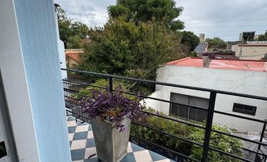 VENTA EN BLOCK. 1 CASA Y 9 DEPARTAMENTOS.