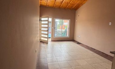 VENTA EN BLOCK. 1 CASA Y 9 DEPARTAMENTOS.