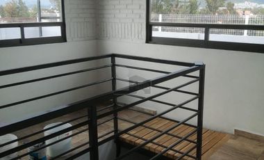 Se vende casa con restaurante de mariscos y departamento en Col. Faja de Oro, Gustavo A. Madero