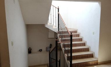 Se vende amplia casa de 5 recámaras en San Juan Tepeximilpa, Tlalpan
