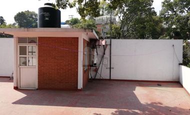 Se vende amplia casa de 5 recámaras en San Juan Tepeximilpa, Tlalpan