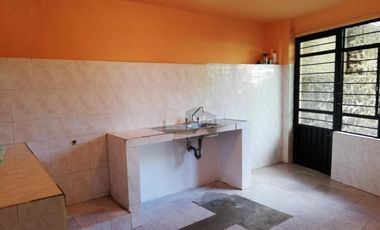 Se vende amplia casa de 5 recámaras en San Juan Tepeximilpa, Tlalpan