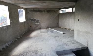 Se vende amplia casa de 5 recámaras en San Juan Tepeximilpa, Tlalpan