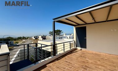 Casa en Venta 1 Planta Esquina con Roofgarden Frente Jardín Valle Verde Colima