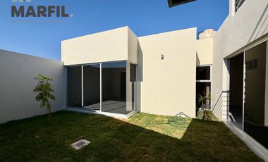 Casa en Venta 1 Planta Esquina con Roofgarden Frente Jardín Valle Verde Colima