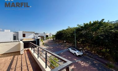 Casa en Venta 1 Planta Esquina con Roofgarden Frente Jardín Valle Verde Colima