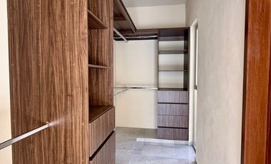 Casa en Venta 1 Planta Esquina con Roofgarden Frente Jardín Valle Verde Colima