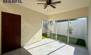 Casa en Venta 1 Planta Esquina con Roofgarden Frente Jardín Valle Verde Colima