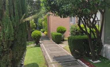 CASA EN CONDOMINIO CON VIGILANCIA EN LOMAS DE LA HERRADURA