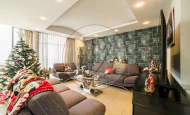 Casa en Venta en Lomas de Valle Dorado – Funcionalidad y Vistas Espectaculares