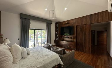 Preciosa casa de lujo en Valle Real en Venta