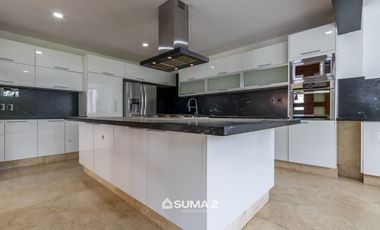 Preciosa casa de lujo en Valle Real en Venta