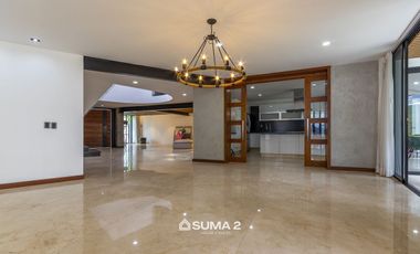 Preciosa casa de lujo en Valle Real en Venta