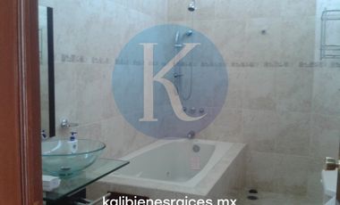 Casa en Renta Satélite,  Acceso Controlado. Cerca Periférico