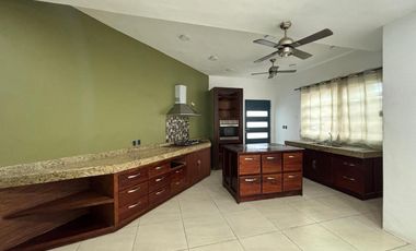 CASA EN VENTA EN CIUDAD DEL CARMEN, CAMPECHE.