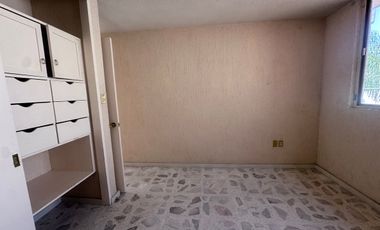 CASA EN RENTA EN COL. PRADOS DEL CAMPESTRE MORELIA