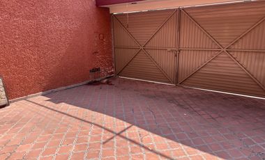 CASA EN RENTA EN COL. PRADOS DEL CAMPESTRE MORELIA