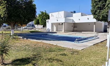 Departamento en renta semi-amueblado en Cedros Peñuelas