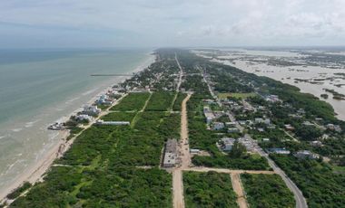 CASA EN VENTA MERIDA, PLAYA CHUBURNA, VILLA IXTUL, 2DA FILA, SEPT 2025.