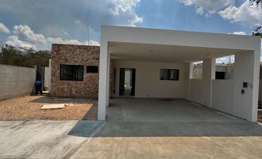 CASA EN VENTA MERIDA, CONKAL, PRIVADA KANAN, MODELO 170 1 PLANTA, A 6 MESES.