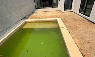 CASA EN VENTA MERIDA, CONKAL, PRIVADA KANAN, MODELO 170 1 PLANTA, A 6 MESES.