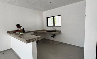 CASA EN VENTA MERIDA, CONKAL, PRIVADA KANAN, MODELO 170 1 PLANTA, A 6 MESES.