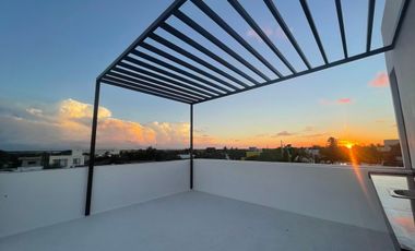 CASA EN VENTA MERIDA, PLAYA CHUBURNA, VILLAS NALU, A 130 MTS DEL MAR, AGO 2025.