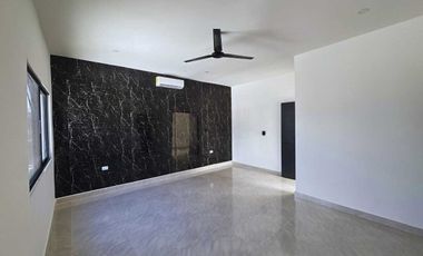 CASA EN VENTA MERIDA, SAN DIEGO CUTZ, MABELLA, MOD. ESMERALDA, PREVENTA.