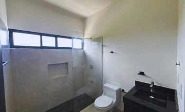 CASA EN VENTA MERIDA, SAN DIEGO CUTZ, MABELLA, MOD. ESMERALDA, PREVENTA.