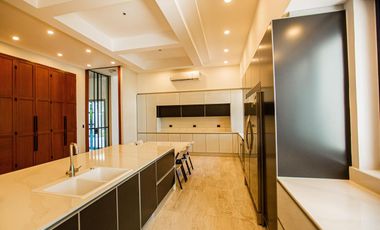 CASA EN VENTA MERIDA, SITPACH, 1 PLANTA DE LUJO, ENTREGA INMEDIATA.