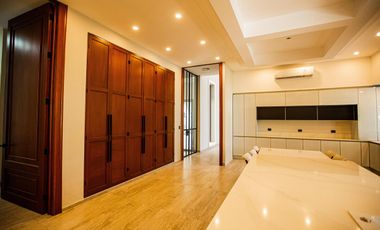 CASA EN VENTA MERIDA, SITPACH, 1 PLANTA DE LUJO, ENTREGA INMEDIATA.