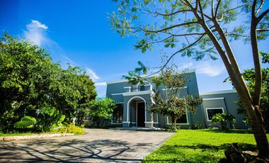 CASA EN VENTA MERIDA, SITPACH, 1 PLANTA DE LUJO, ENTREGA INMEDIATA.