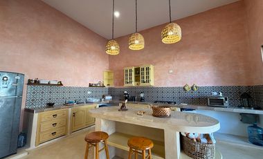 CASA EN VENTA MERIDA, PLAYA CHICXULUB, CASA ITALIANA, 3RA FILA, ENTREGA INMEDIA.