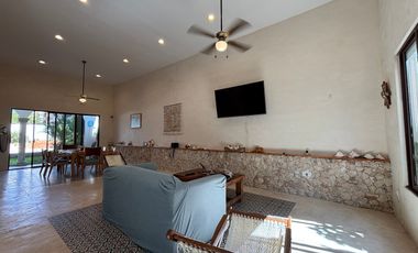 CASA EN VENTA MERIDA, PLAYA CHICXULUB, CASA ITALIANA, 3RA FILA, ENTREGA INMEDIA.