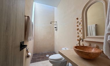 CASA EN VENTA MERIDA, PLAYA CHICXULUB, CASA ITALIANA, 3RA FILA, ENTREGA INMEDIA.