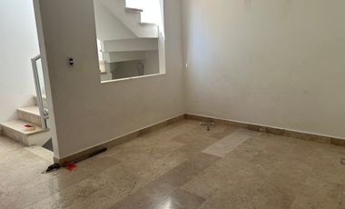 Casa en Renta en La Antigua Cementera, 3 recámaras, Puebla