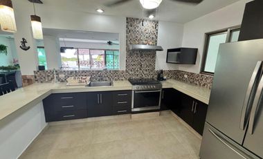 CASA FRENTE AL MAR EN SAN BRUNO EN RENTA A LARGO PLAZO CON PÁNELES SOLARES